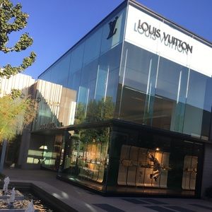 Meet your Posher, Joann